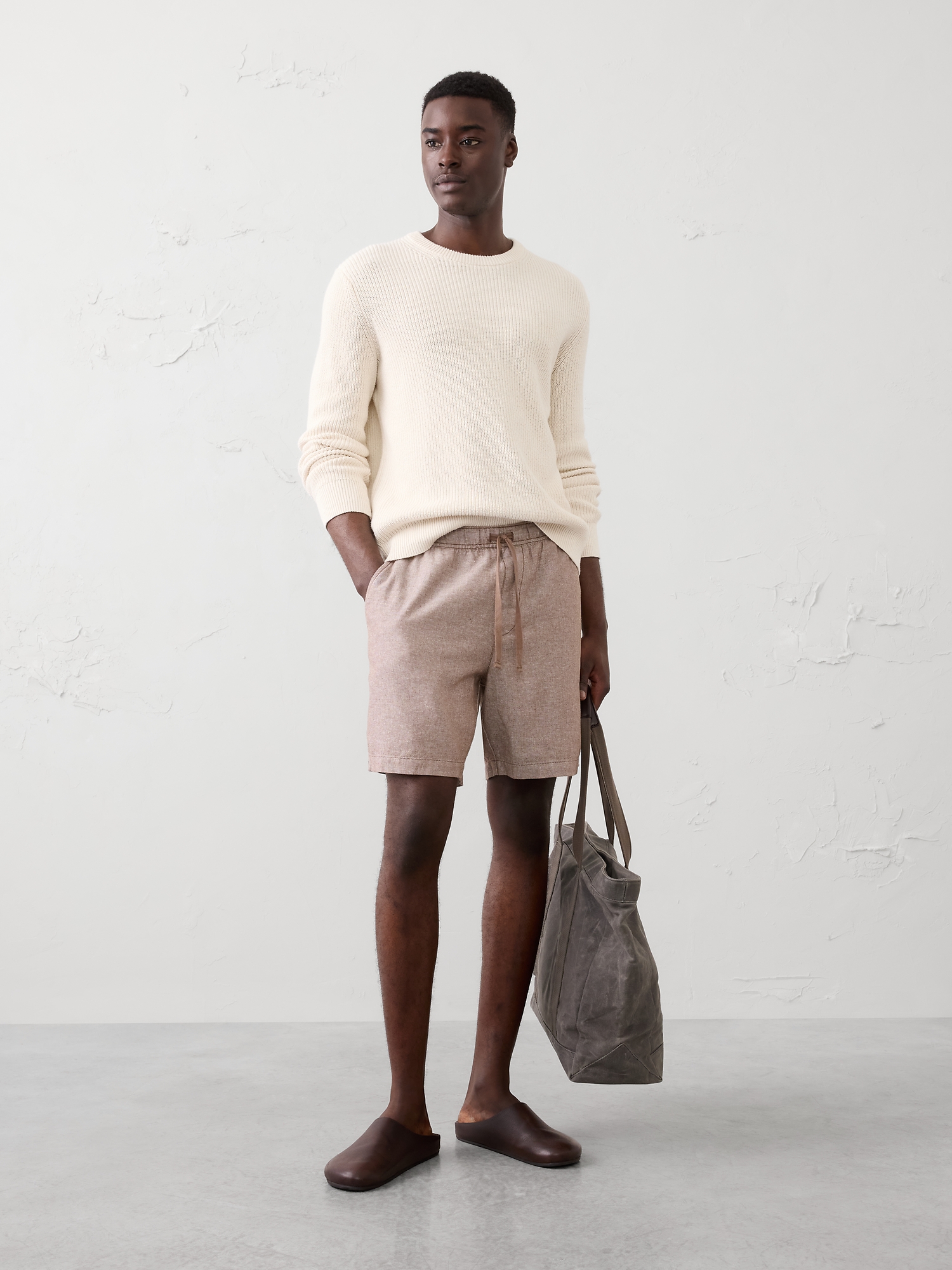 Standard-Fit 7" Linen-Blend Short