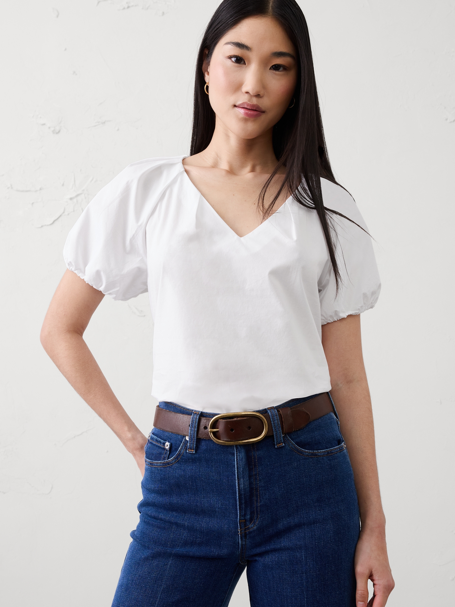 Image number 1 showing, Puff-Sleeve V-Neck Top