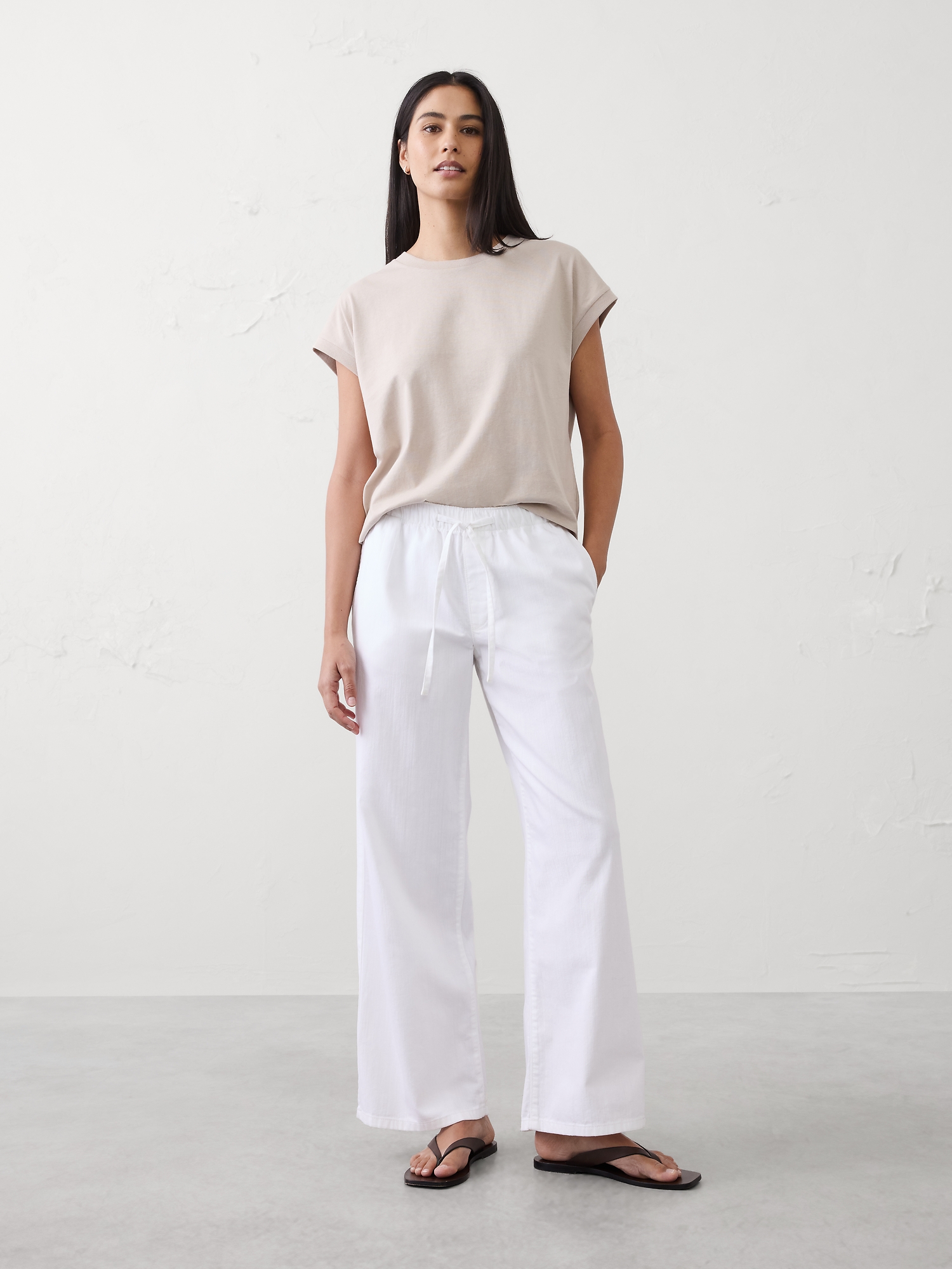 T-SHIRT DROIT EN COTON DE QUALITÉ SUPÉRIEURE