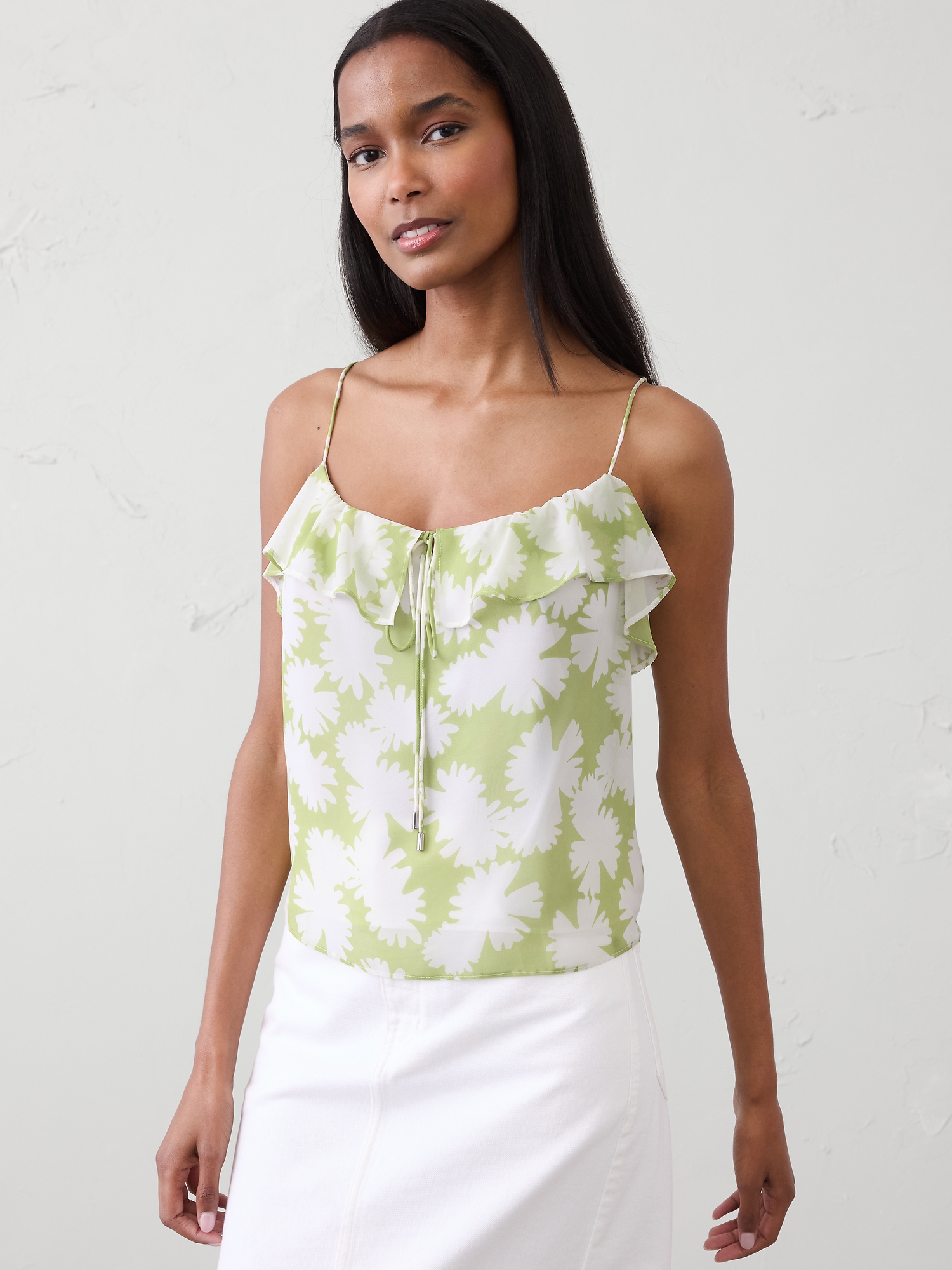 L'image numéro 1 présente Camisole à volants