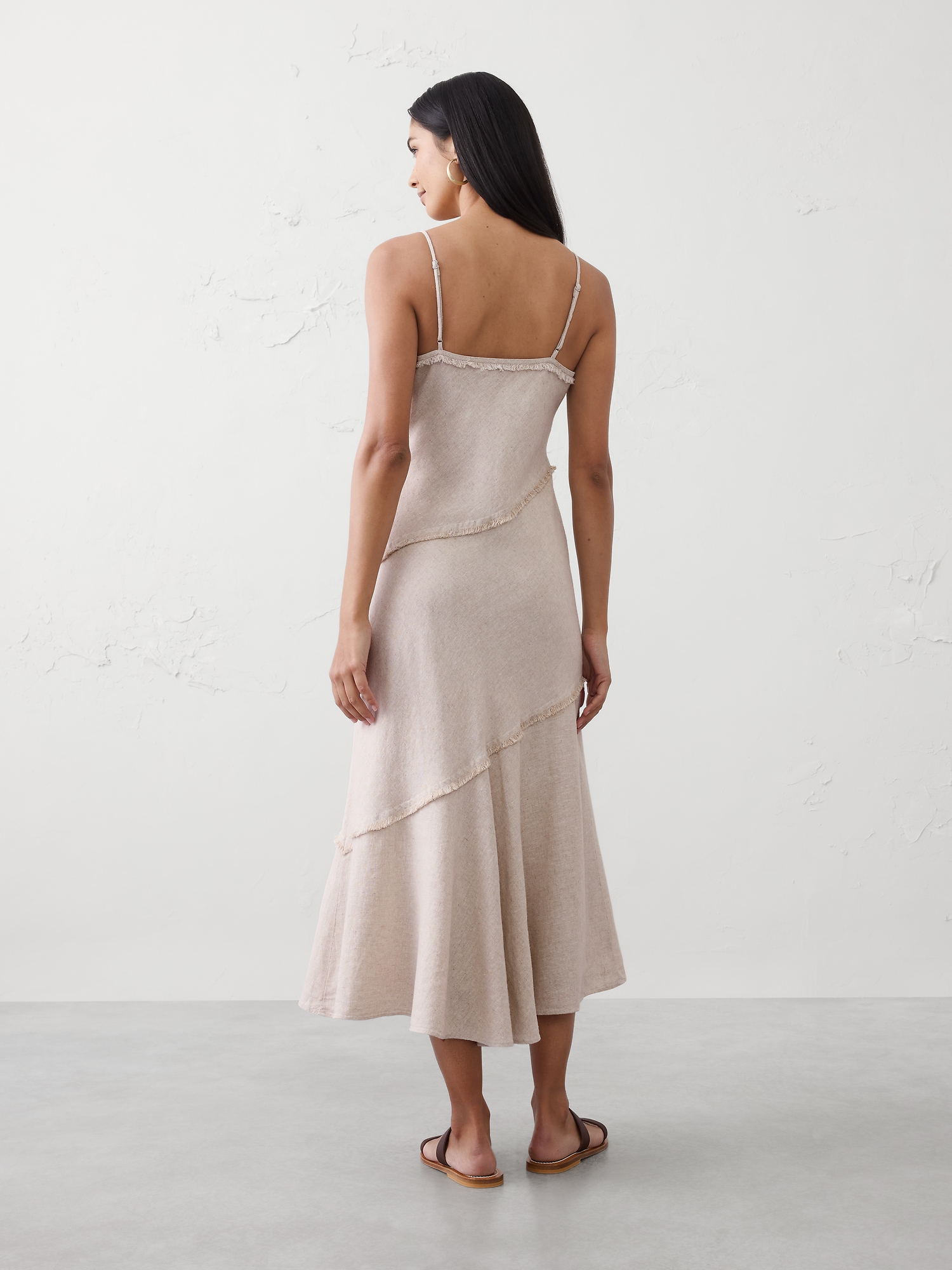 Image number 2 showing, Linen-Blend Fray-Edges Midi Dress