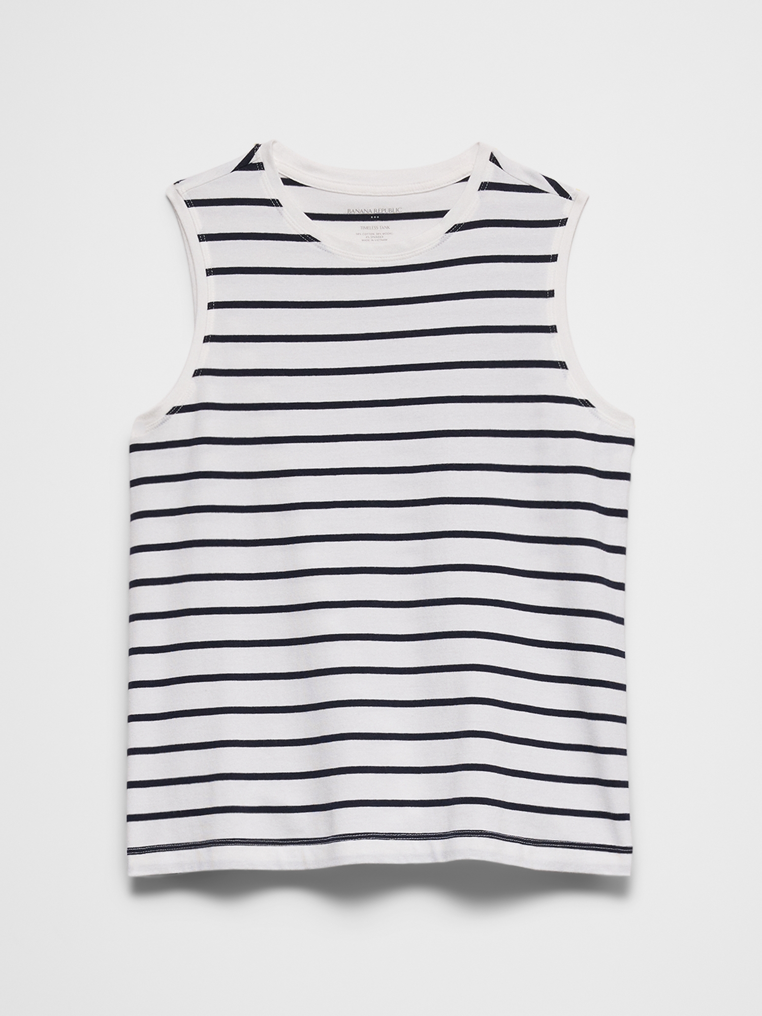 L'image numéro 7 présente Camisole intemporelle