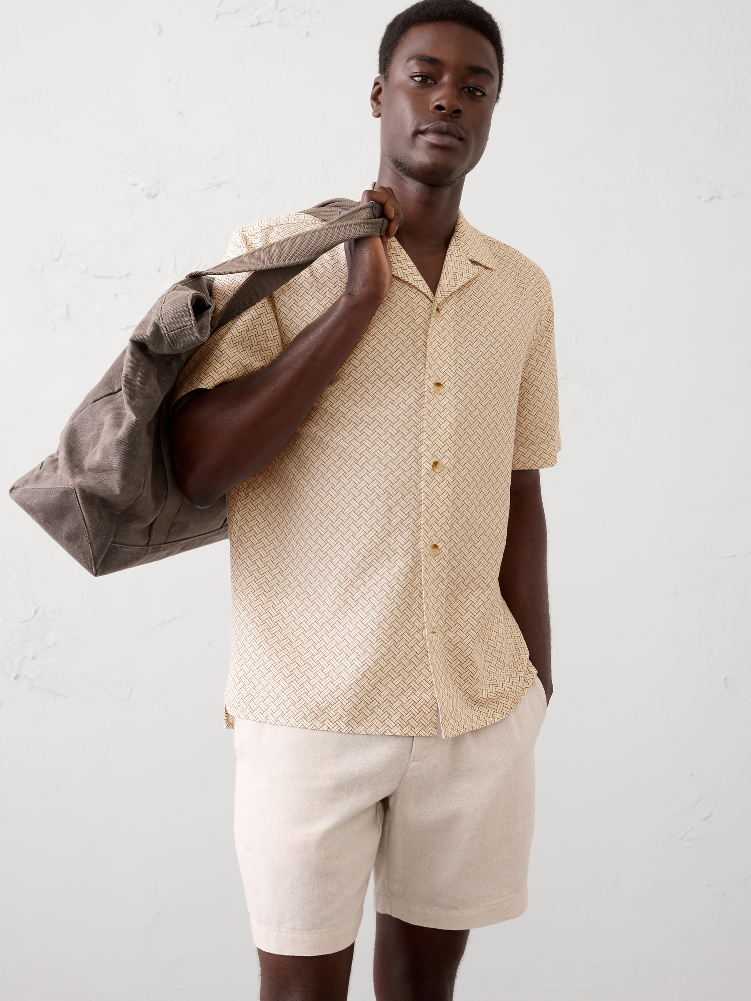 CHEMISE DE VACANCES TEXTURÉE COUPE STANDARD