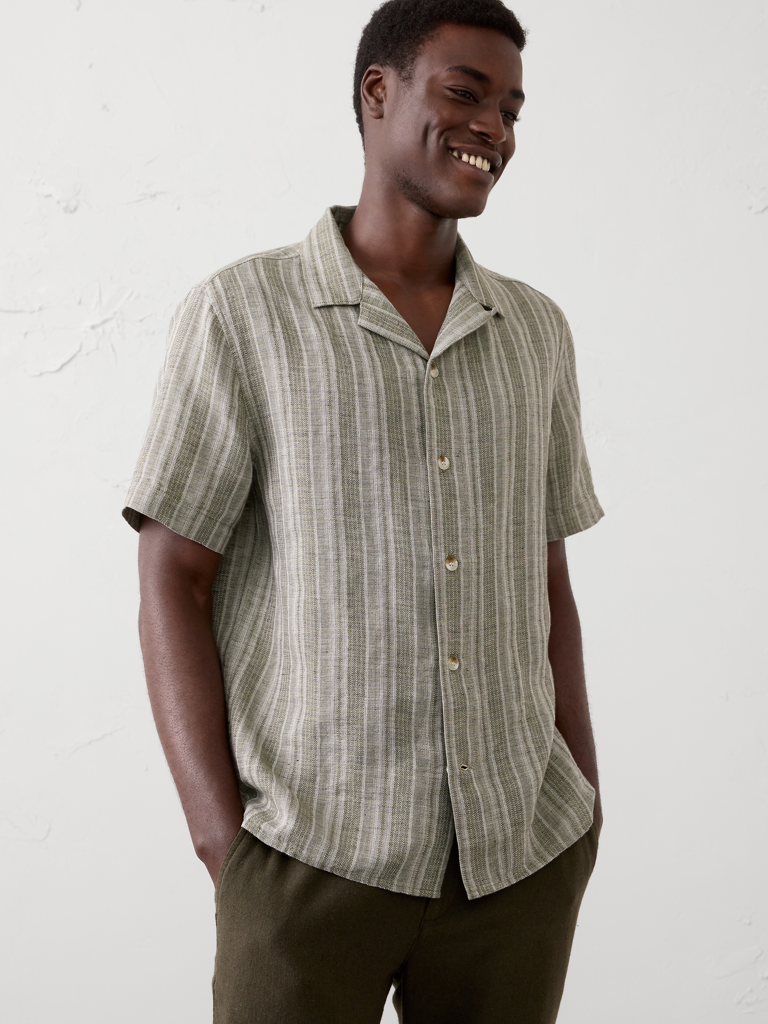 CHEMISE DE VACANCES TEXTURÉE COUPE STANDARD