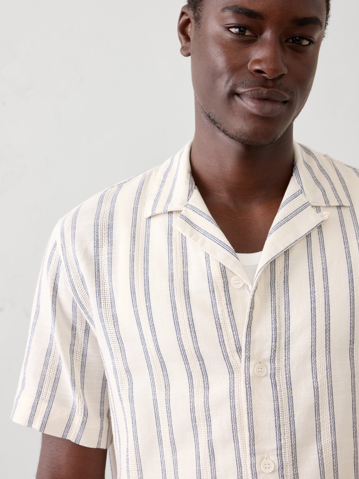 Image number 3 showing, Standard-Fit Textured Resort Shirt