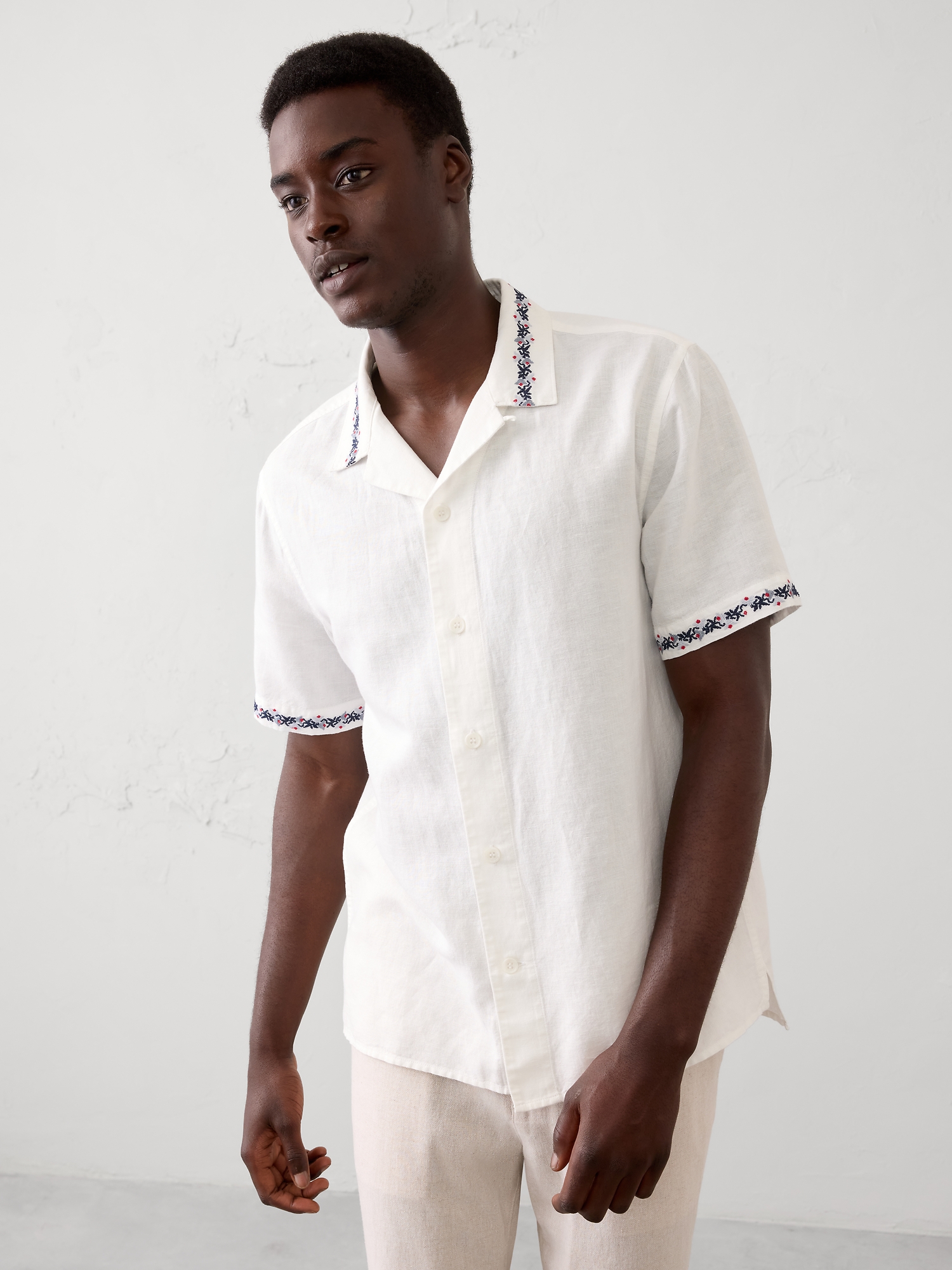 Standard-Fit Embroidered Resort Shirt