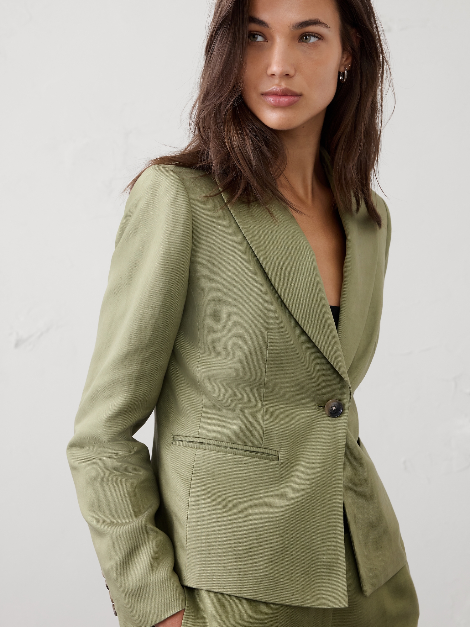 Image number 3 showing, Linen-Blend Fitted Blazer