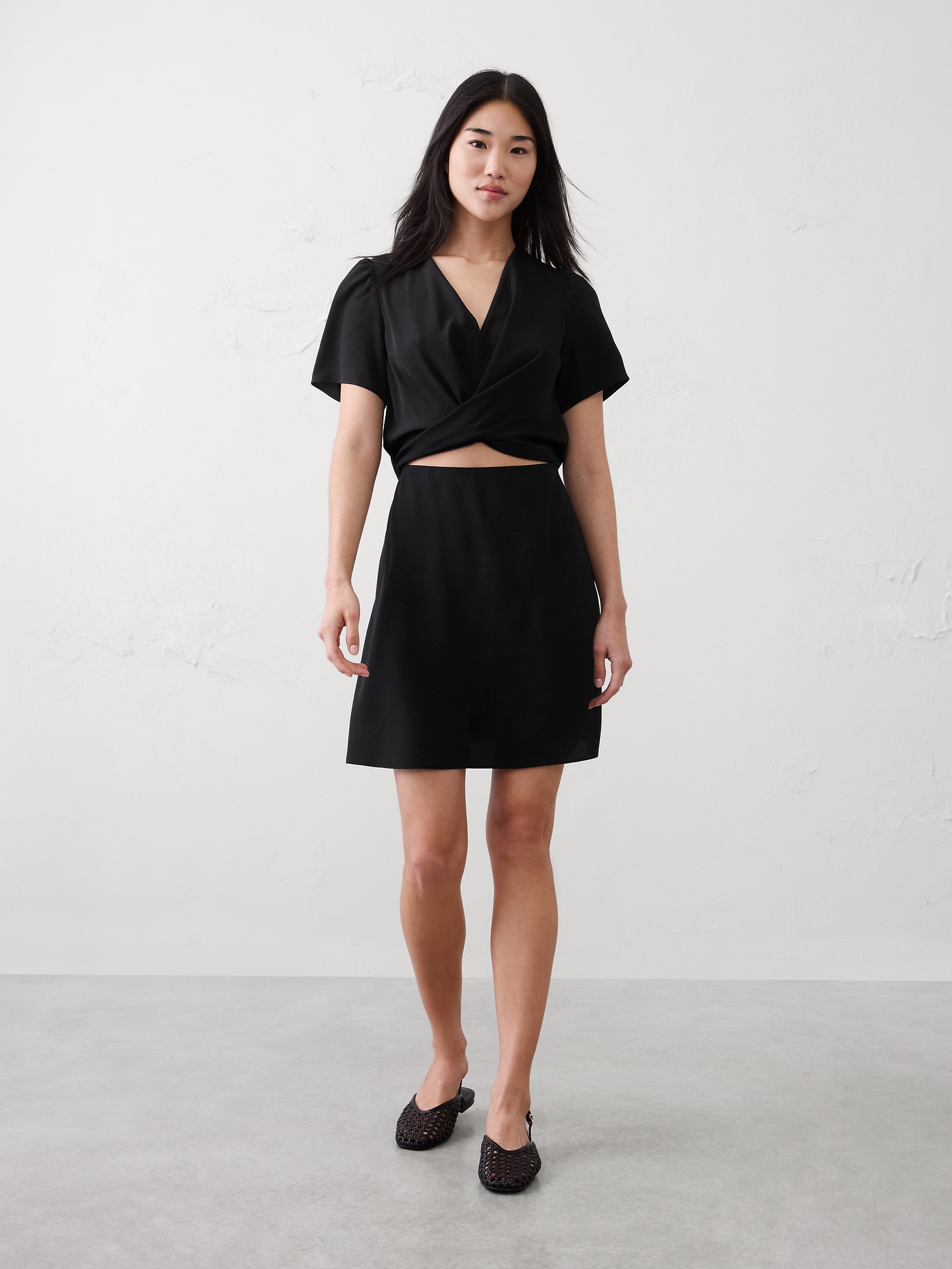 Image number 1 showing, Tied Cropped Top