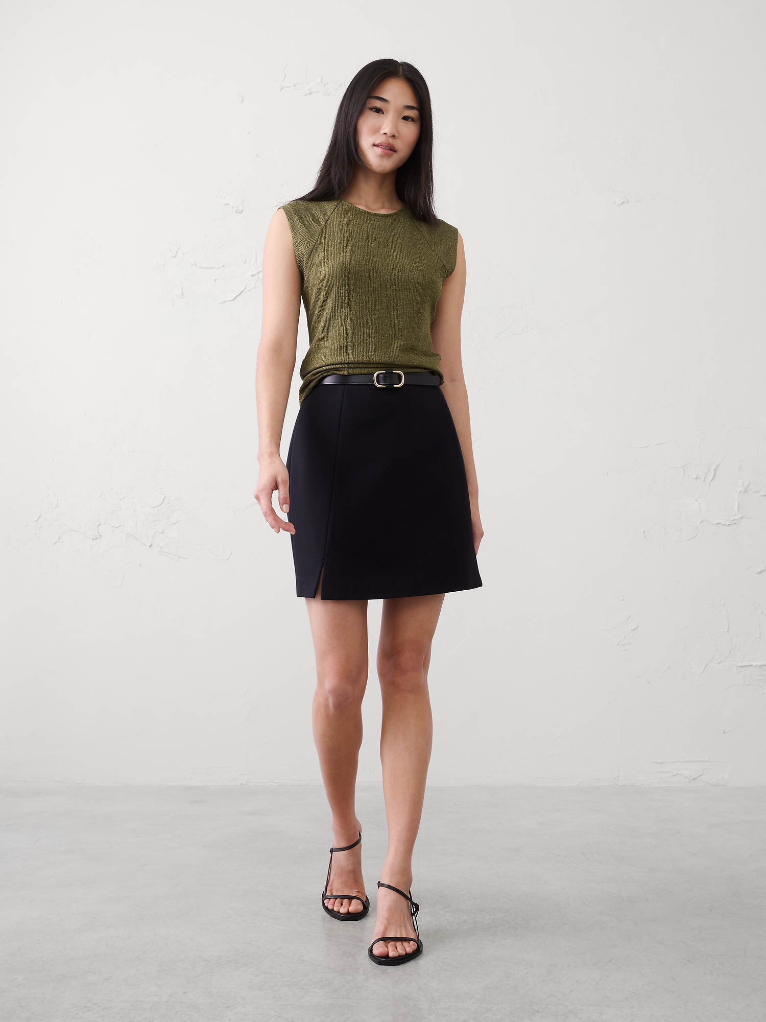 Image number 1 showing, Jacquard Crinkled Top