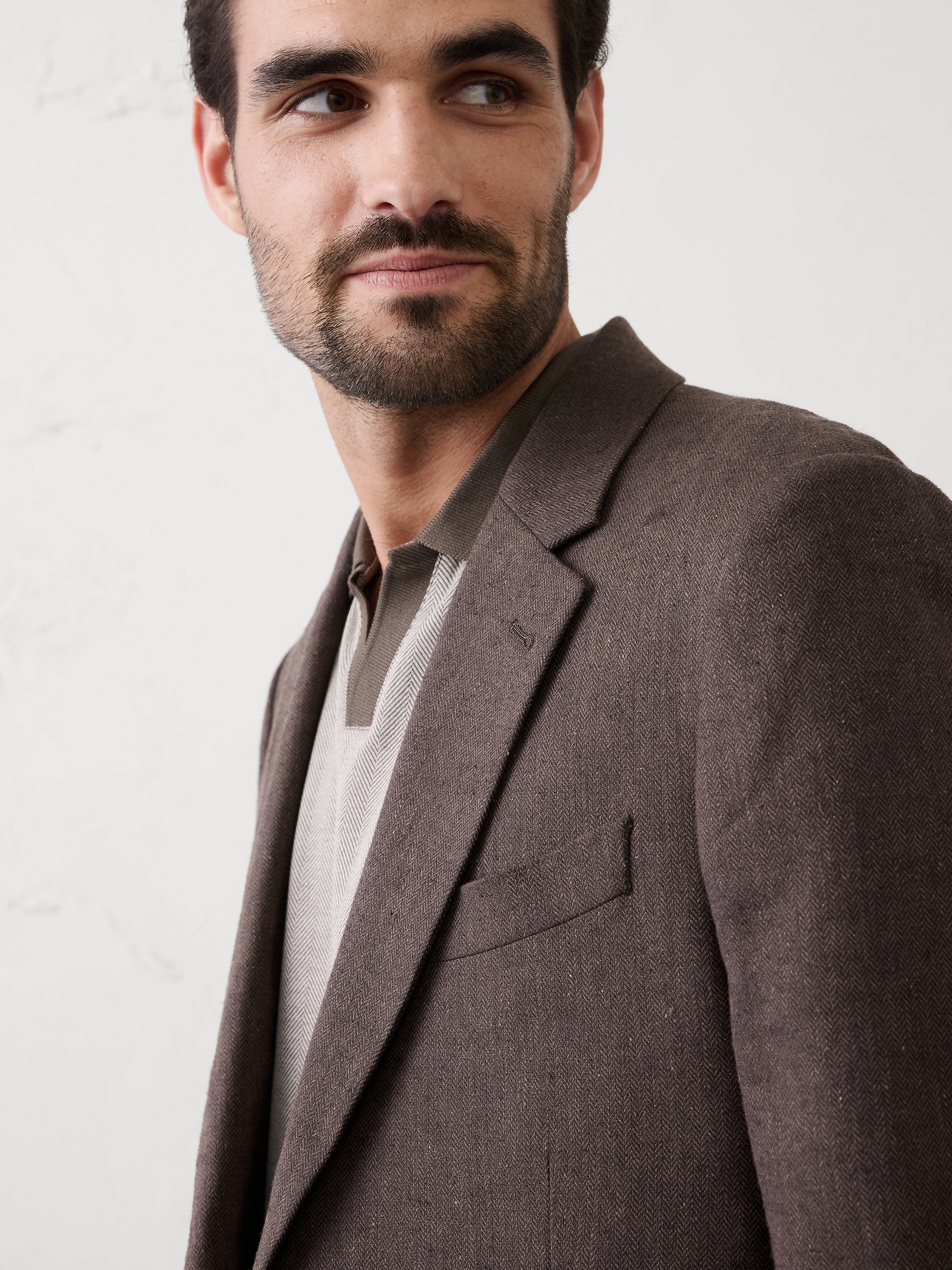 Image number 3 showing, Linen-Blend Herringbone Suit Jacket
