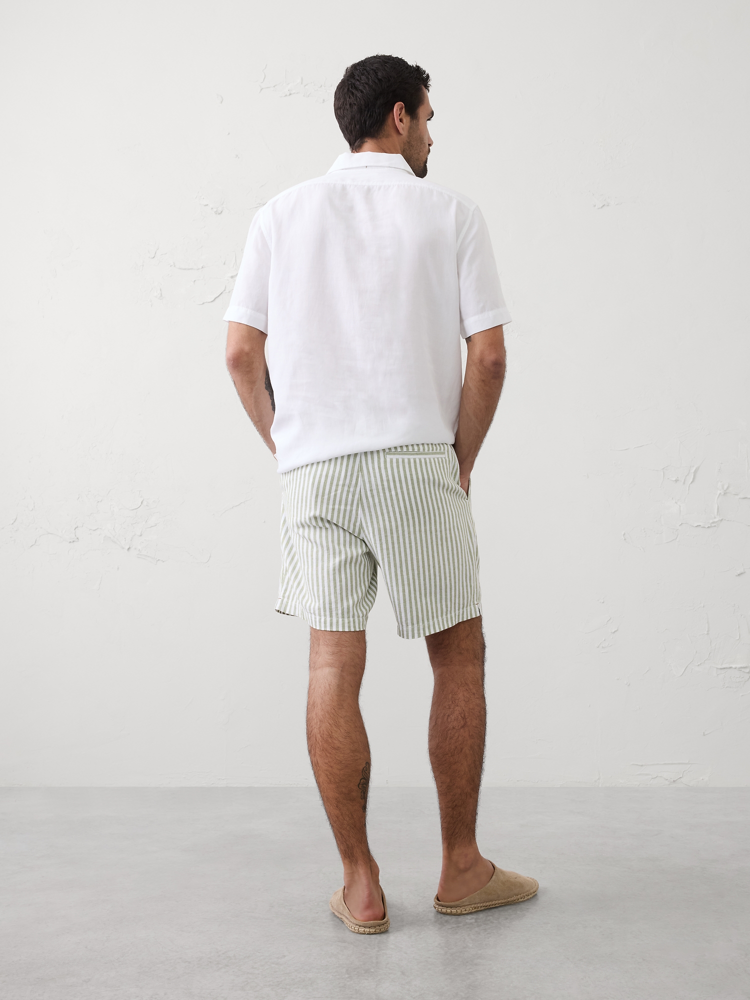 Image number 8 showing, Standard-Fit 7" Linen-Blend Deck Short