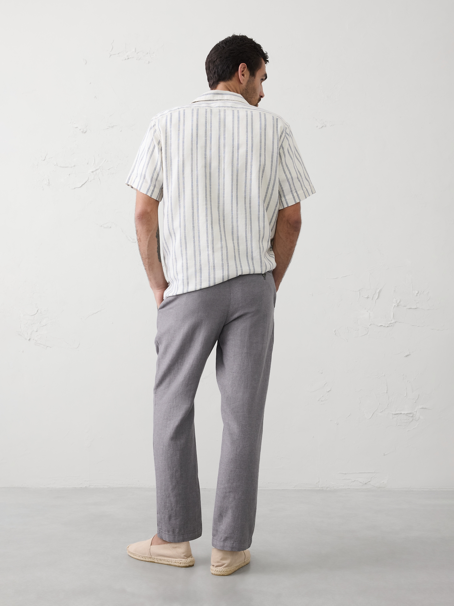 Image number 2 showing, Slim Straight Linen-Blend Trouser