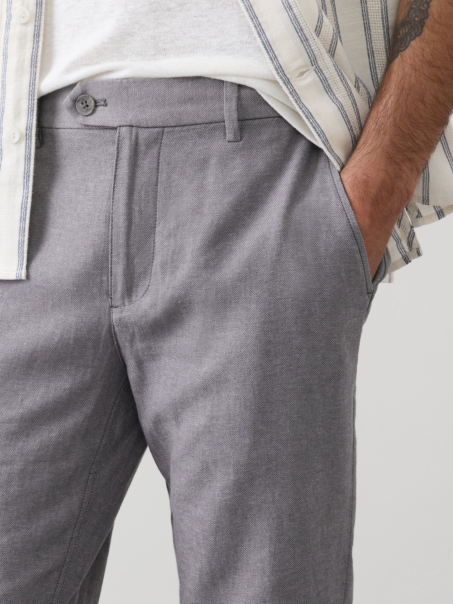 Image number 3 showing, Slim Straight Linen-Blend Trouser