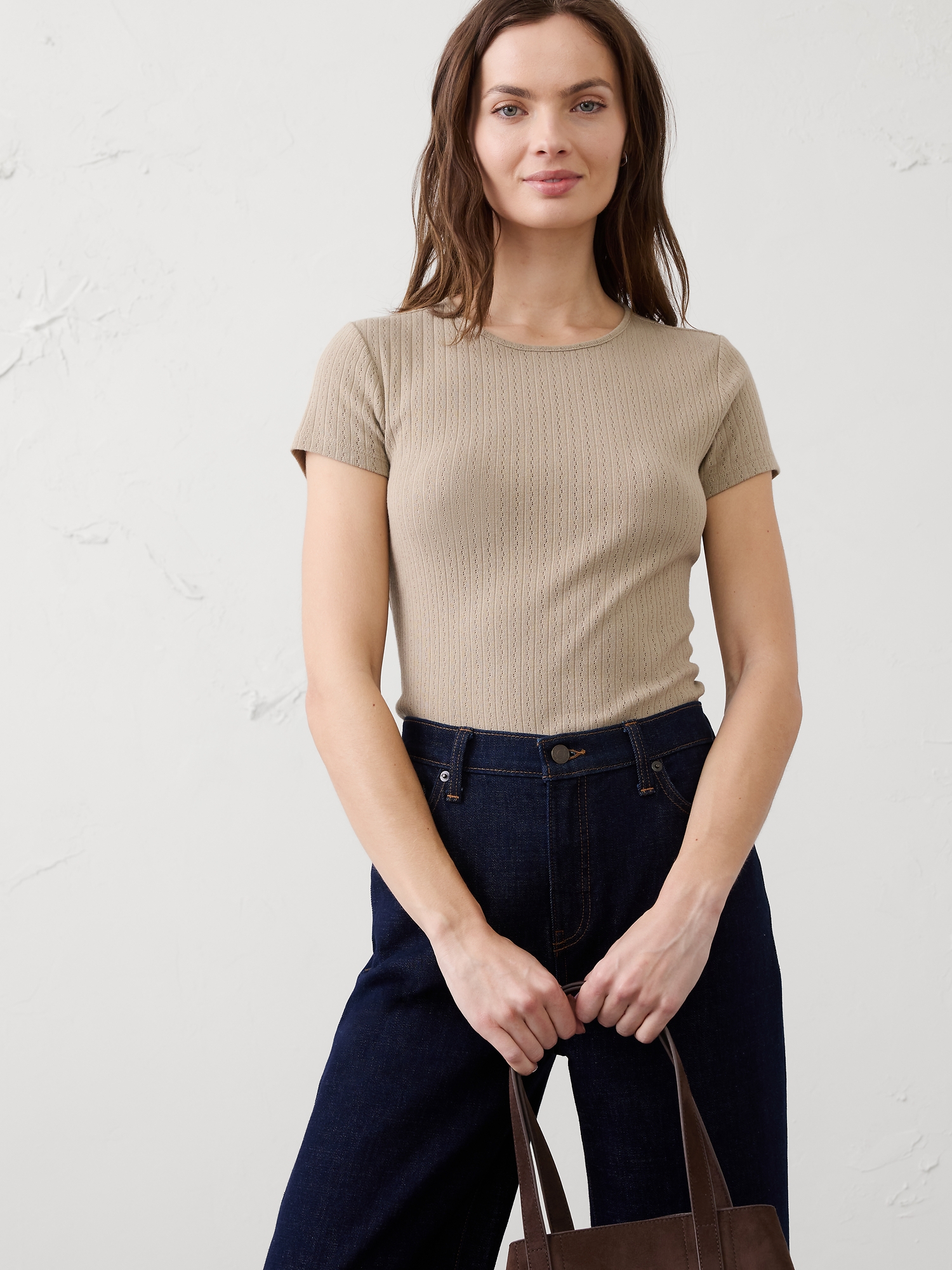 L'image numéro 1 présente T-shirt ajusté court en pointelle