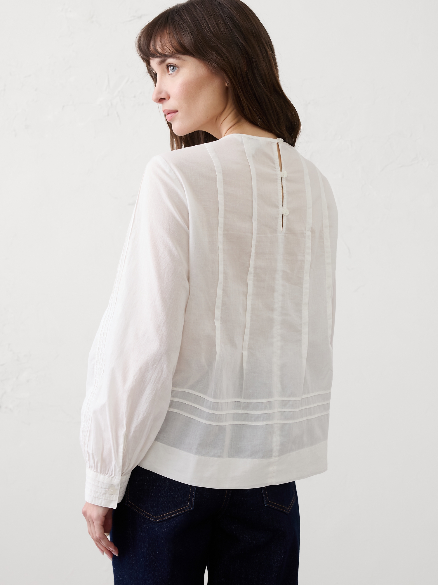Image number 2 showing, Pintuck Button-Back Top