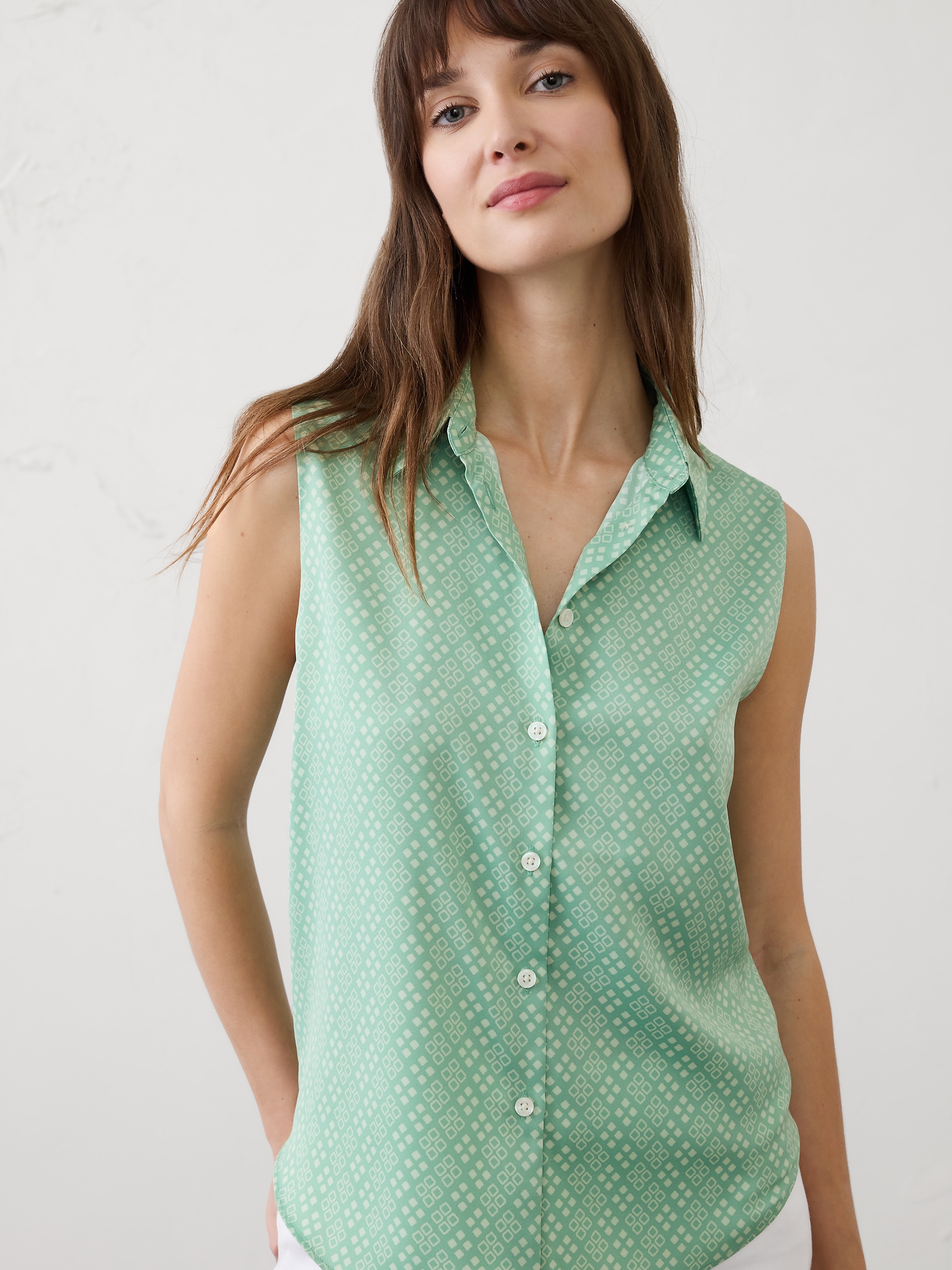 Image number 1 showing, Silky Collared Top