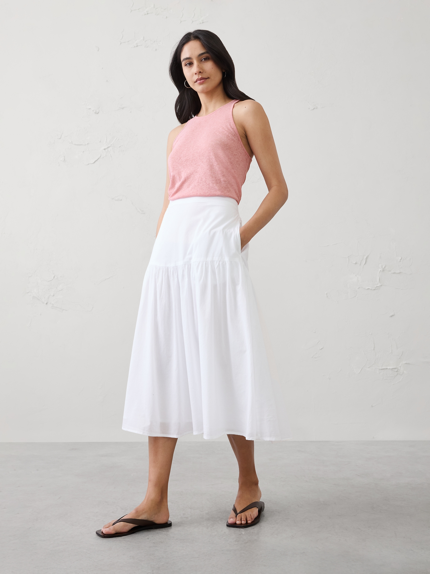 L'image numéro 1 présente Camisole dos nageur en mélange de lin