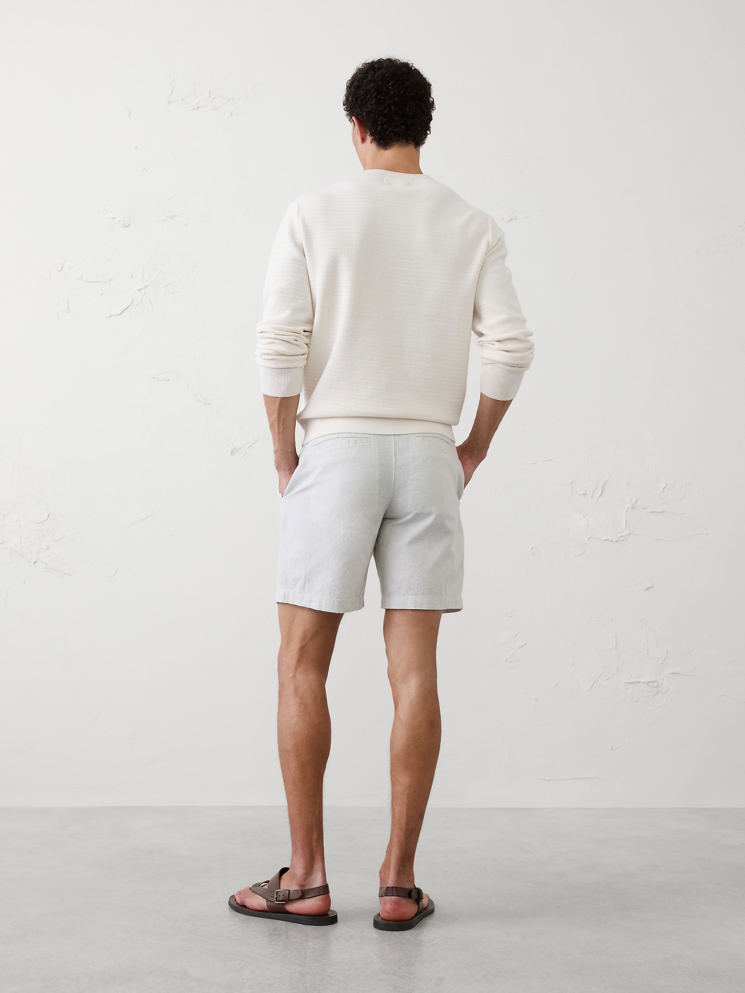 Image number 2 showing, Slim-Fit 7" Linen-Blend Short