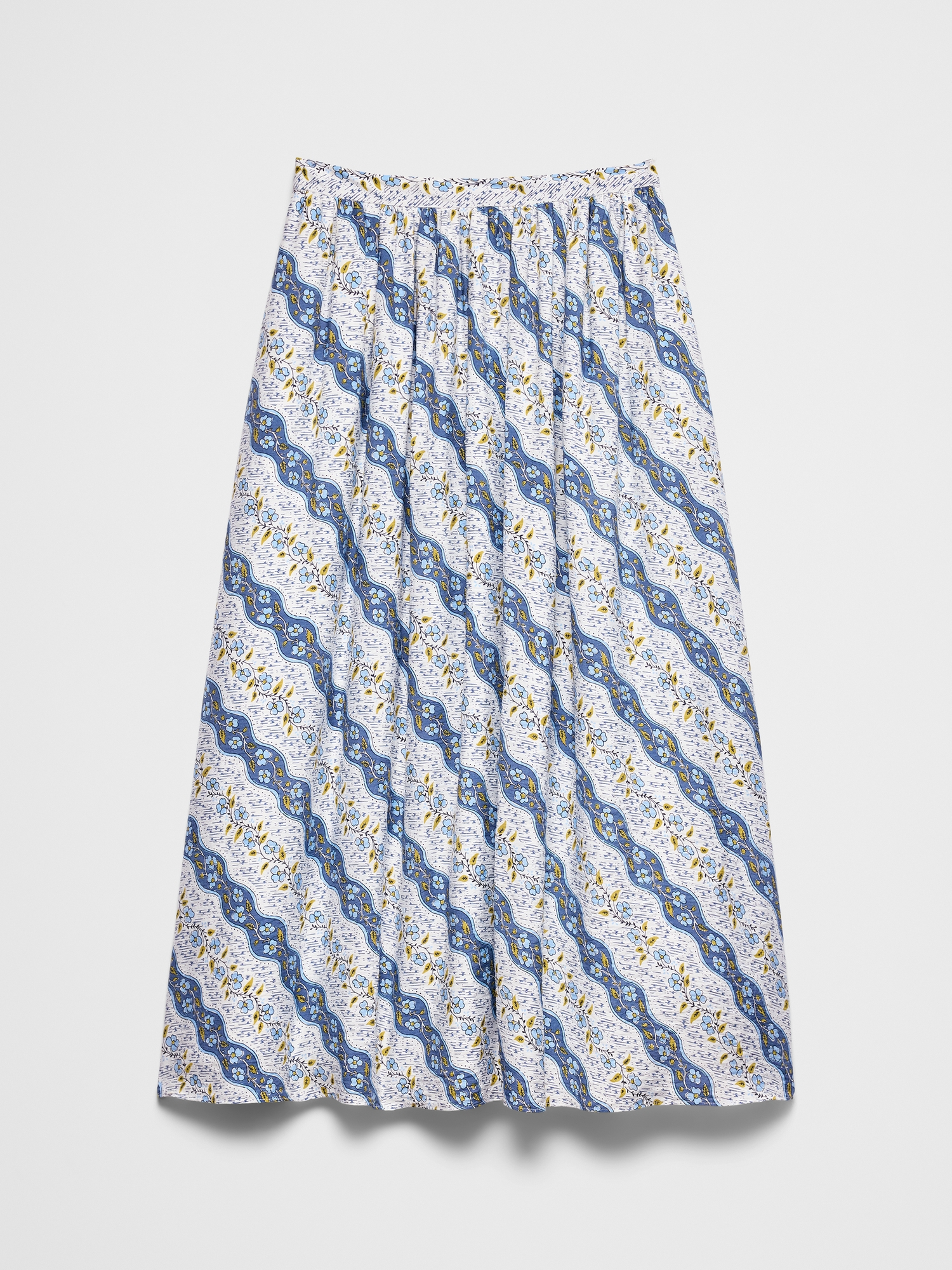 L'image numéro 4 présente Jupe mi-longue en tissu flammé soyeux