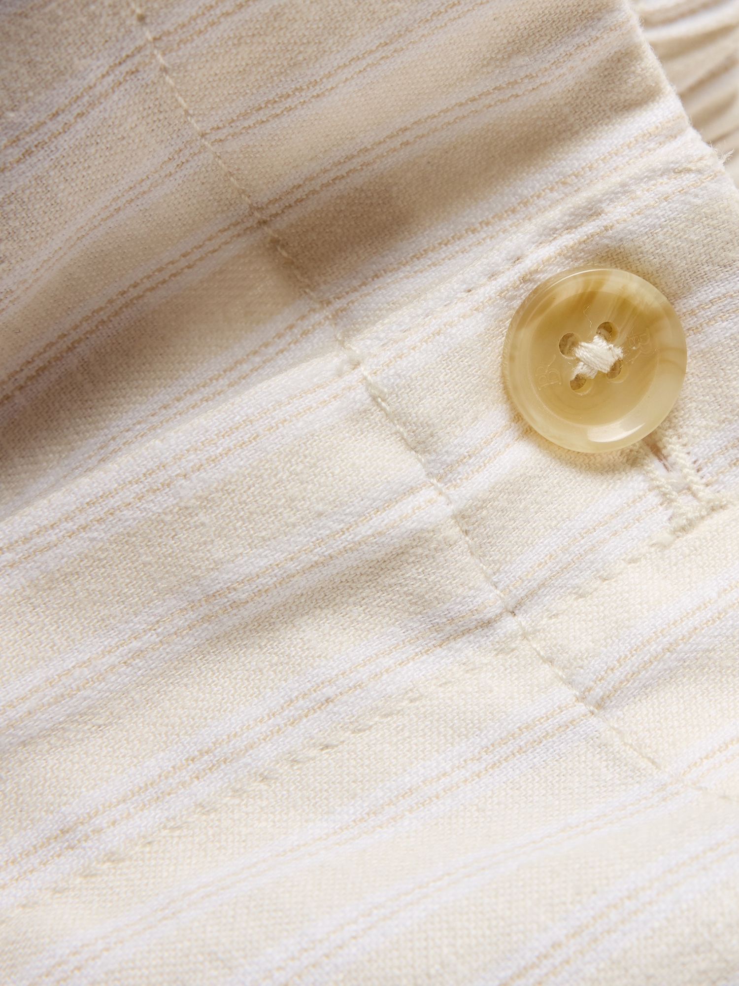 L'image numéro 2 présente Short à taille haute en mélange de lin