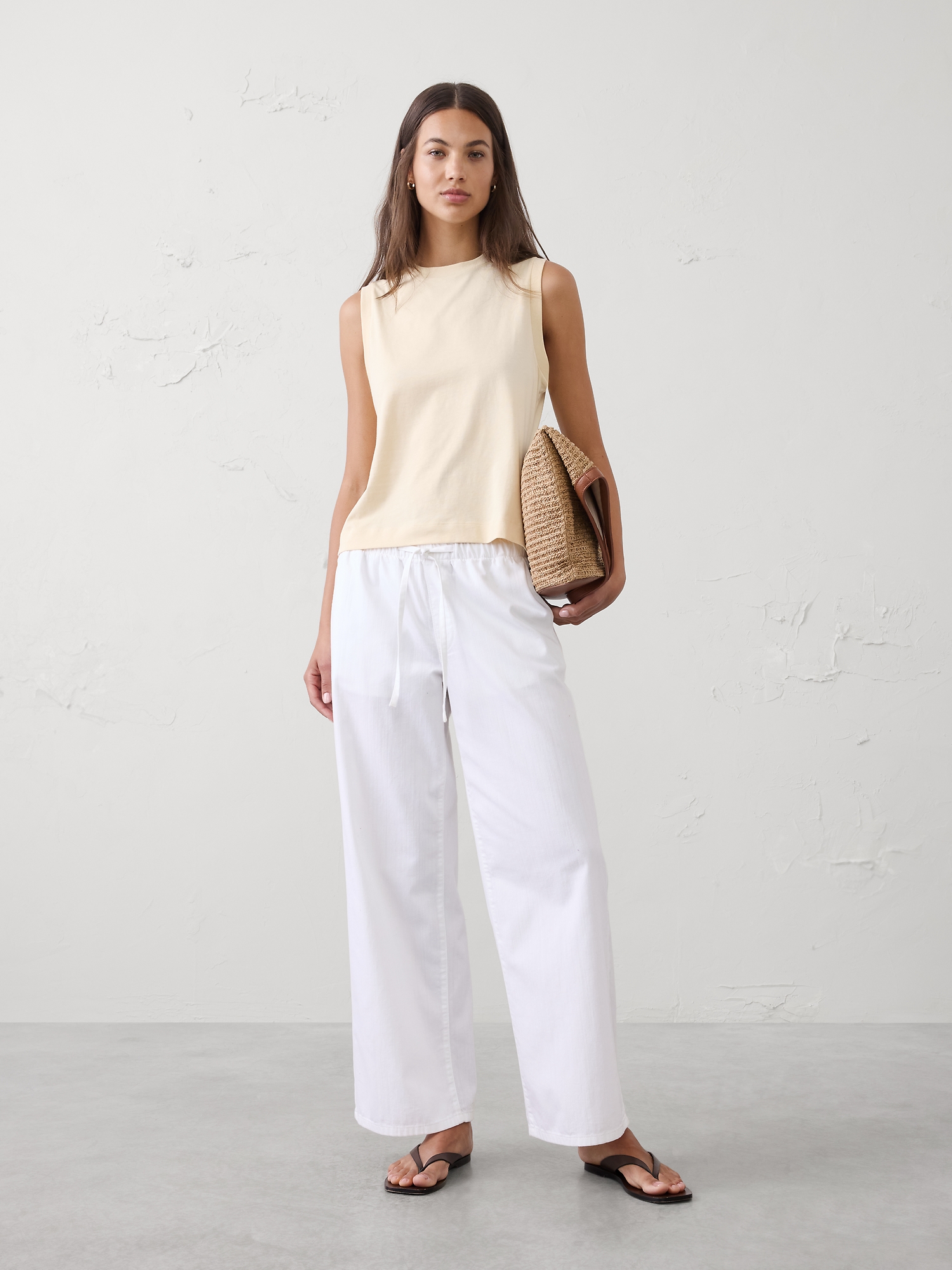 L'image numéro 1 présente Camisole en coton de qualité supérieure