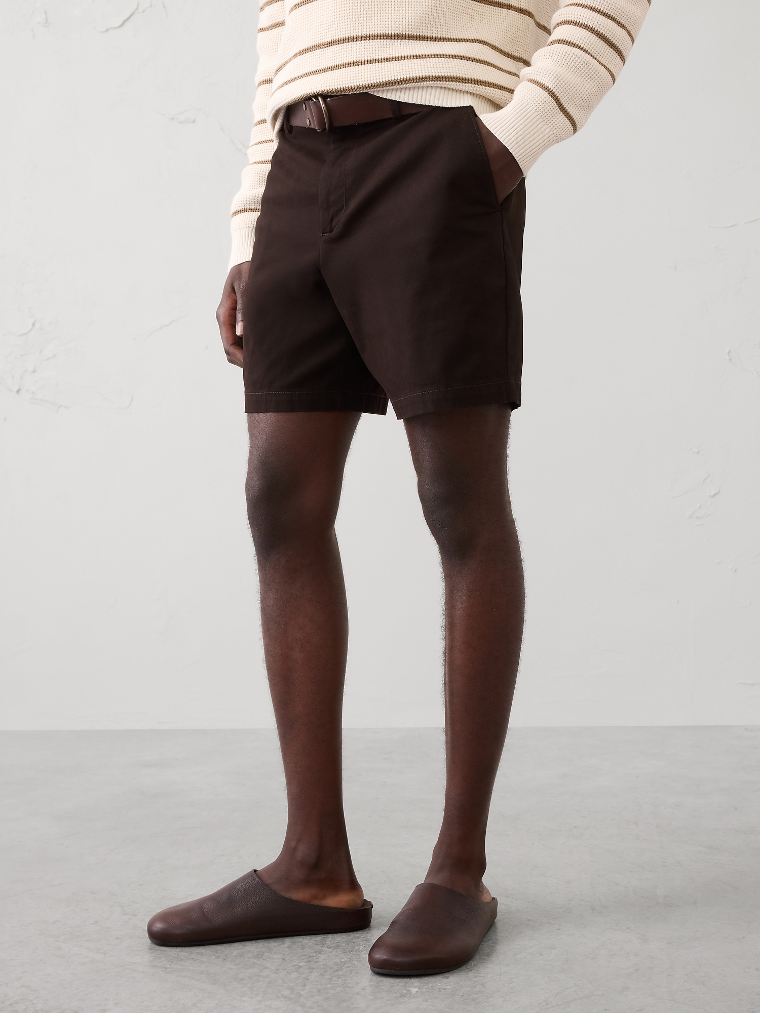 Image number 6 showing, Slim-Fit 7" Lived-In Short
