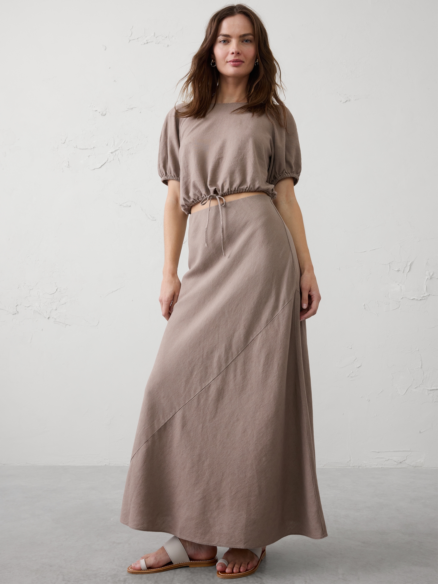 Image number 3 showing, Linen-Blend Bubble-Tie Top
