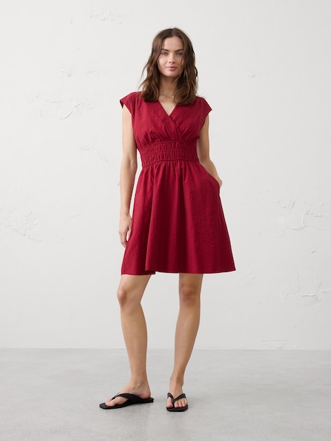 ROBE COURTE EN TISSU GAUFRÉ