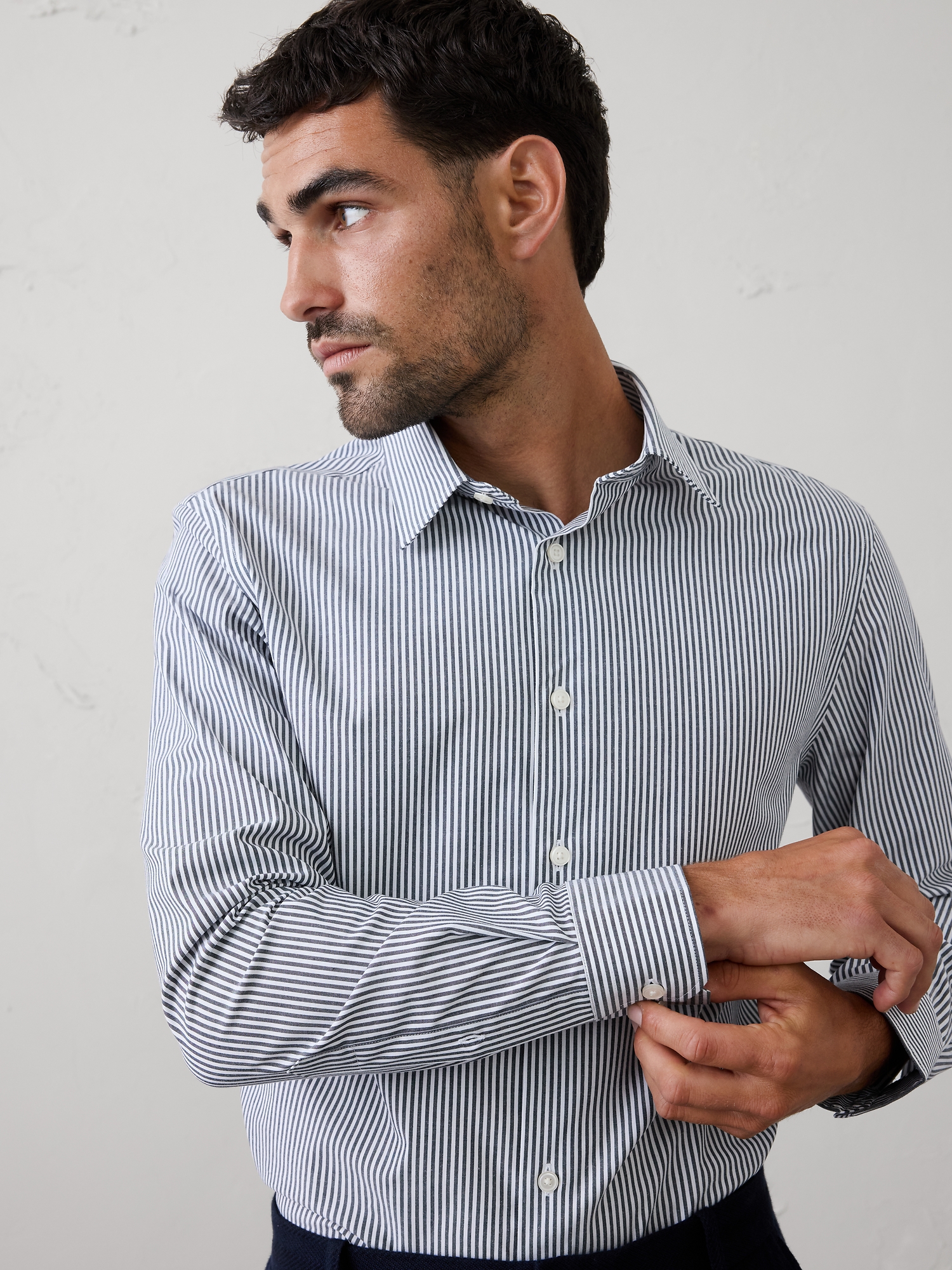 Image number 3 showing, Slim-Fit Untucked Dress Shirt