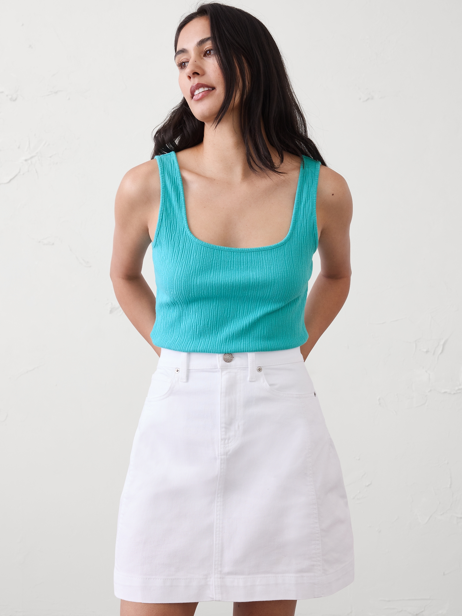 L'image numéro 1 présente Camisole côtelé et panachée