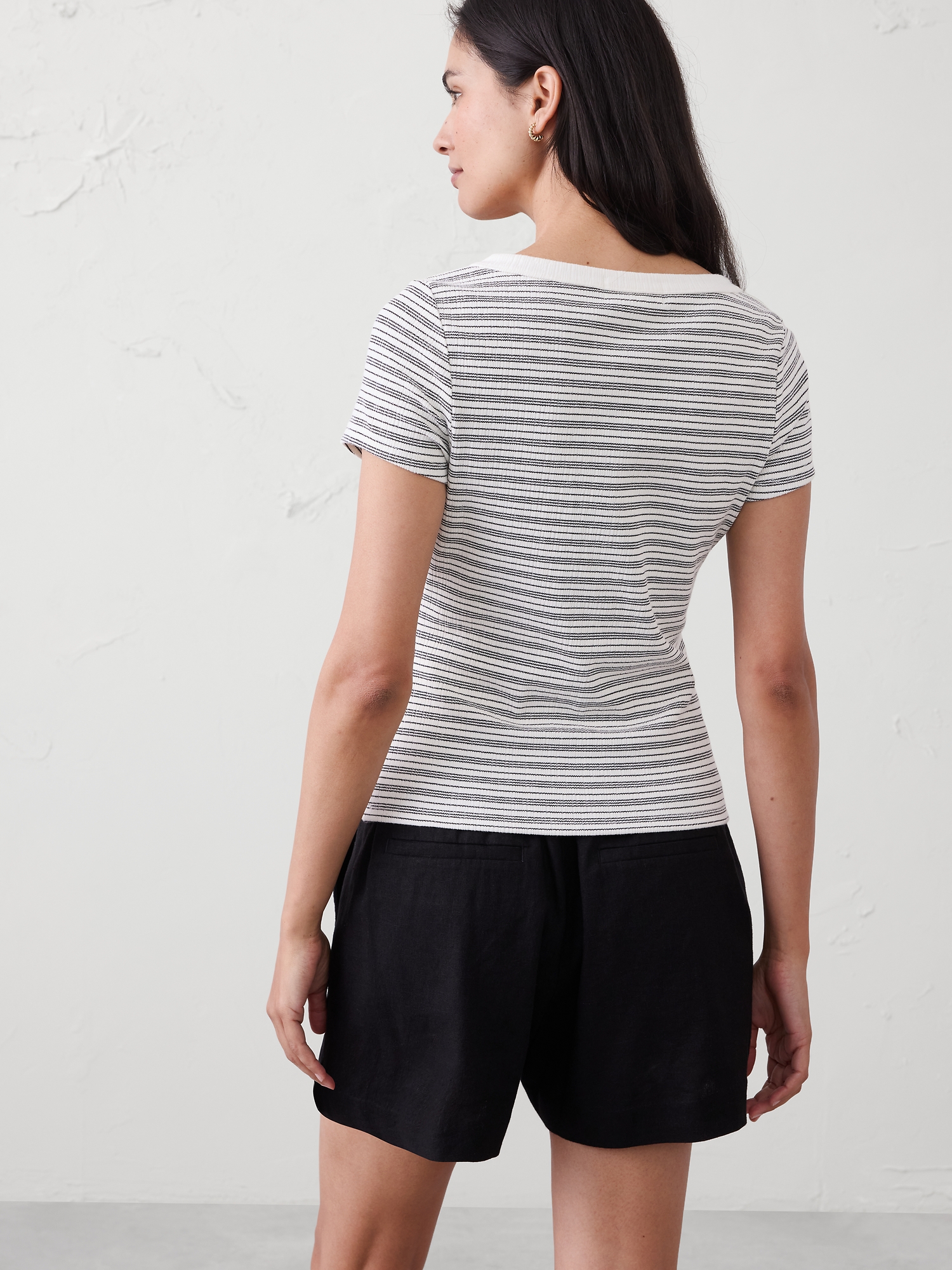 Image number 2 showing, Variegated Ribbed Henley Shirt