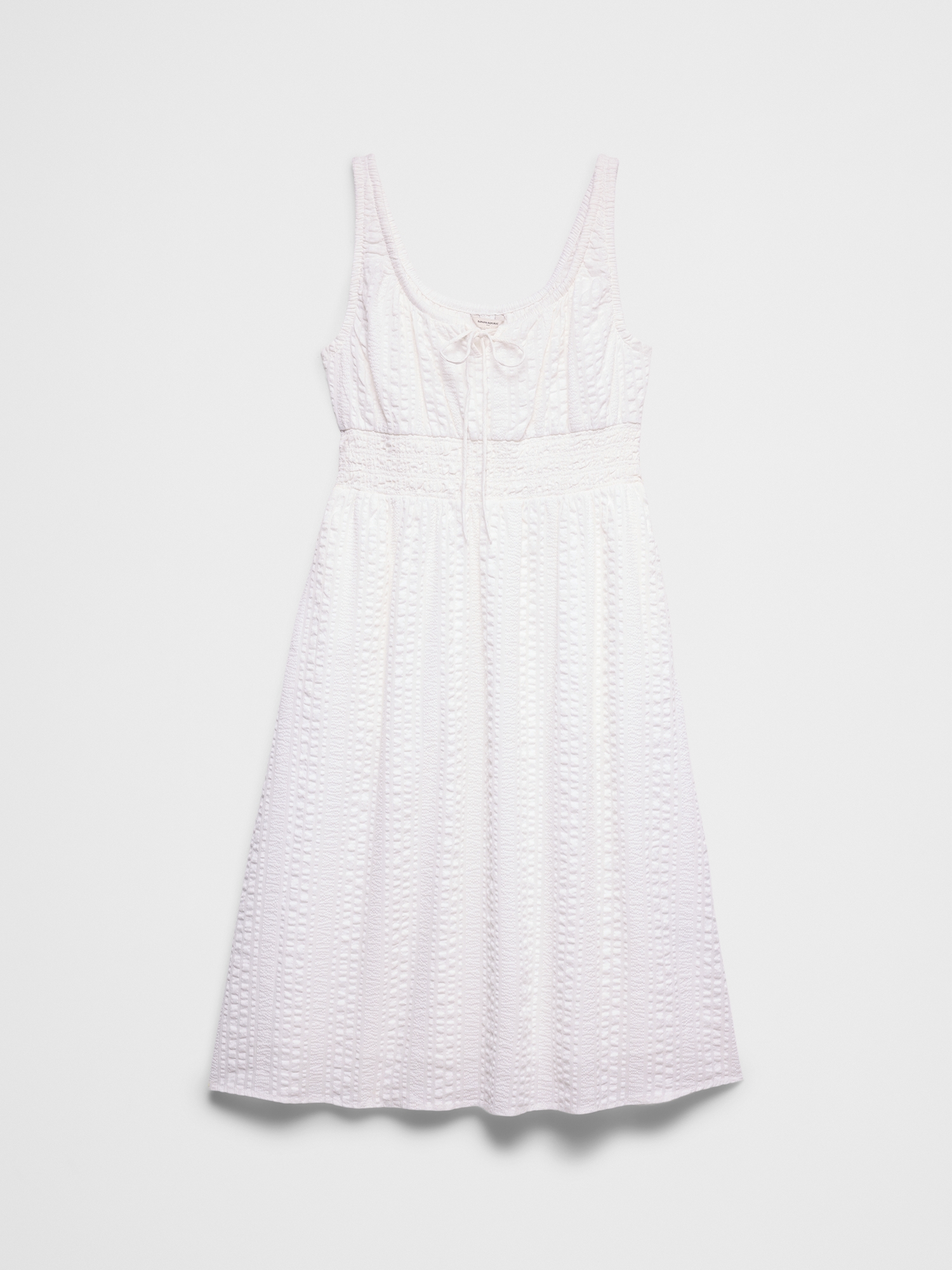 L'image numéro 4 présente Robe mi-longue à taille smockée