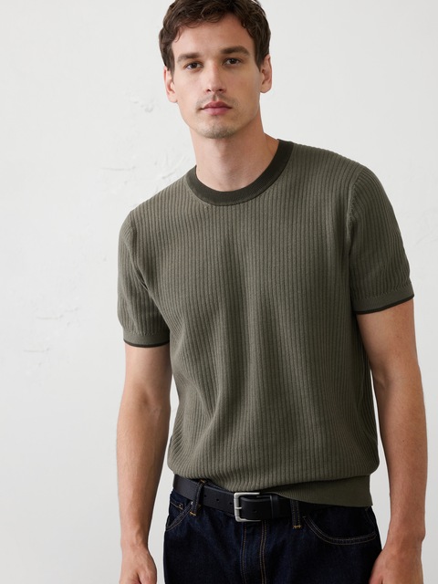 Contrast-Collar Sweater Top