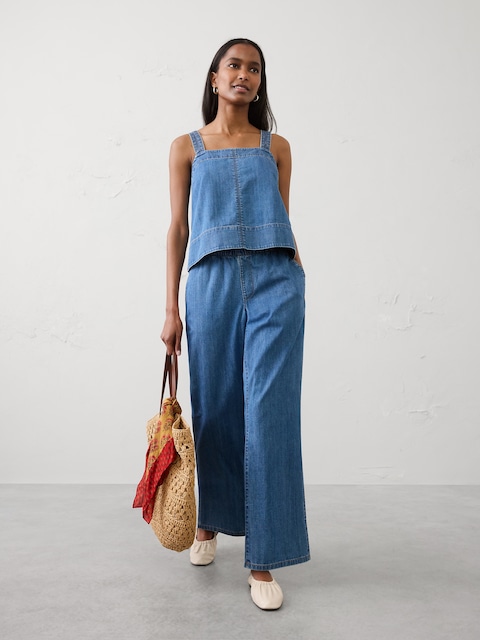 Straight-Leg Mid-Rise Summerweight Pull-On Jean