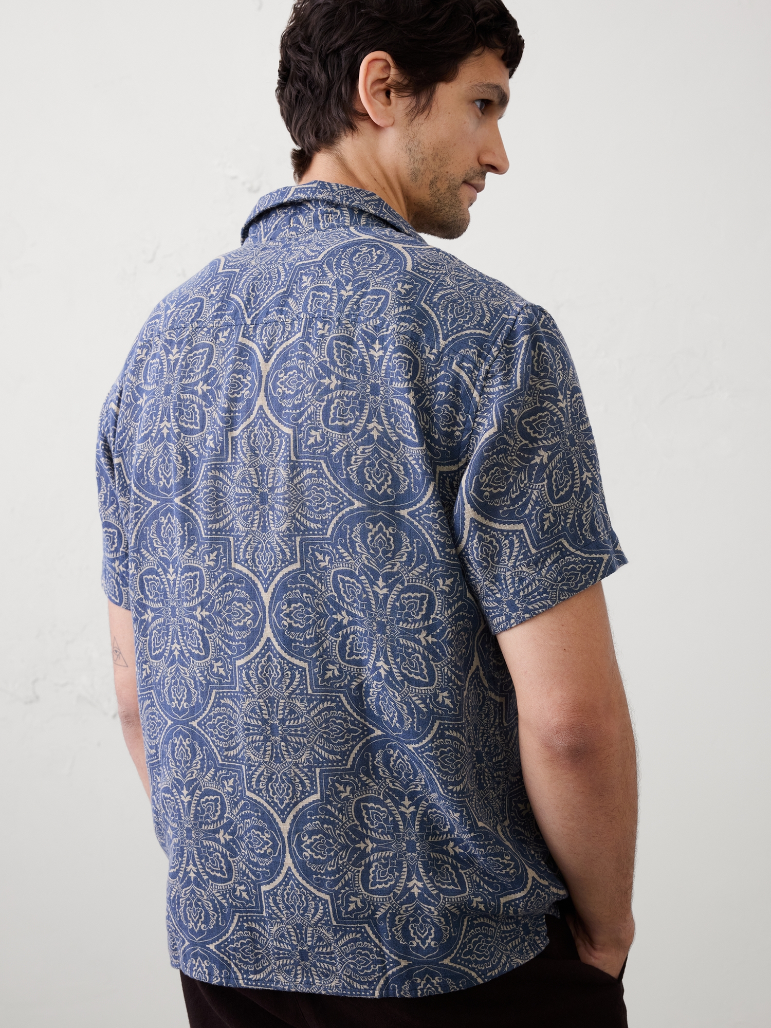 Image number 2 showing, Standard-Fit Coastal Resort Shirt