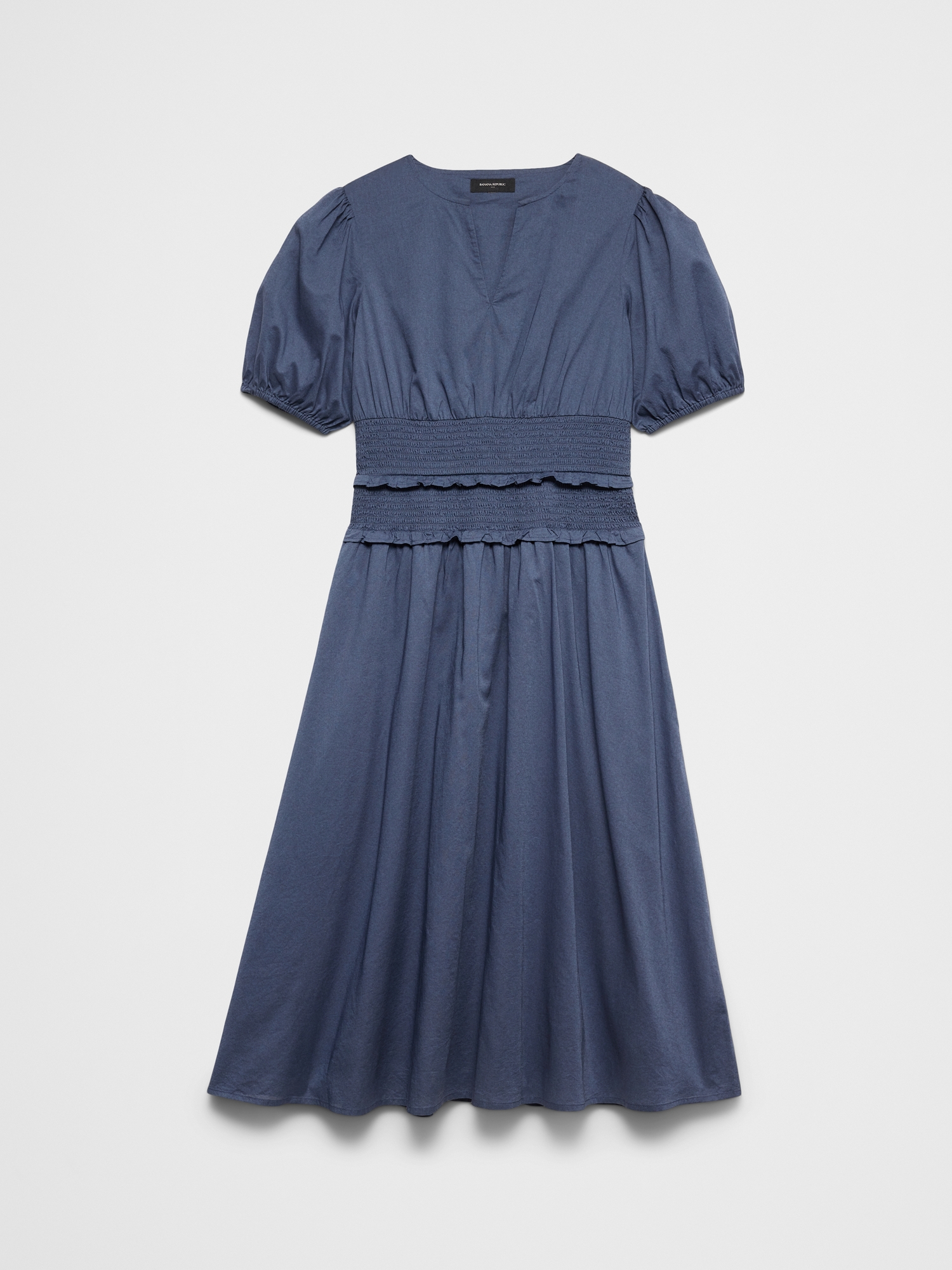 L'image numéro 4 présente Robe mi-longue à taille smockée et à manches bouffantes