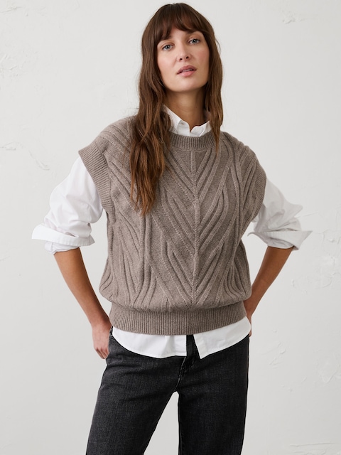 GILET EN TRICOT TORSADÉ D'UNE DOUCEUR PARFAITE